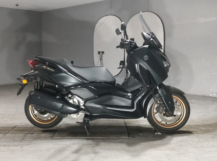 Мотоцикл Yamaha X-MAX250 с пробегом 8730 km