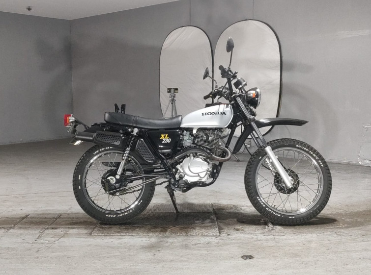 Мотоцикл Honda XL230 з пробігом 19087 km