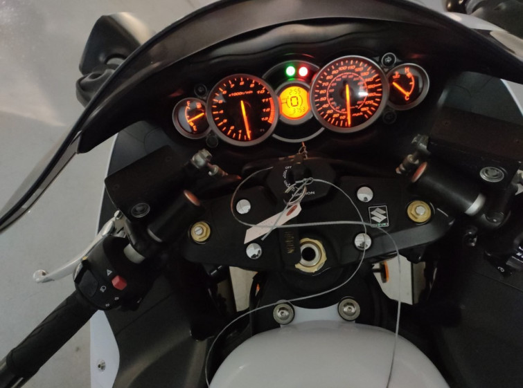 Мотоцикл Suzuki GSX1300R HAYABUSA с пробегом 3753 m с пробегом 3753 m