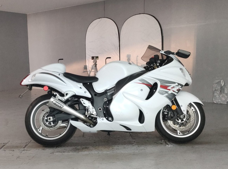 Мотоцикл Suzuki GSX1300R HAYABUSA с пробегом 3753 m с пробегом 3753 m