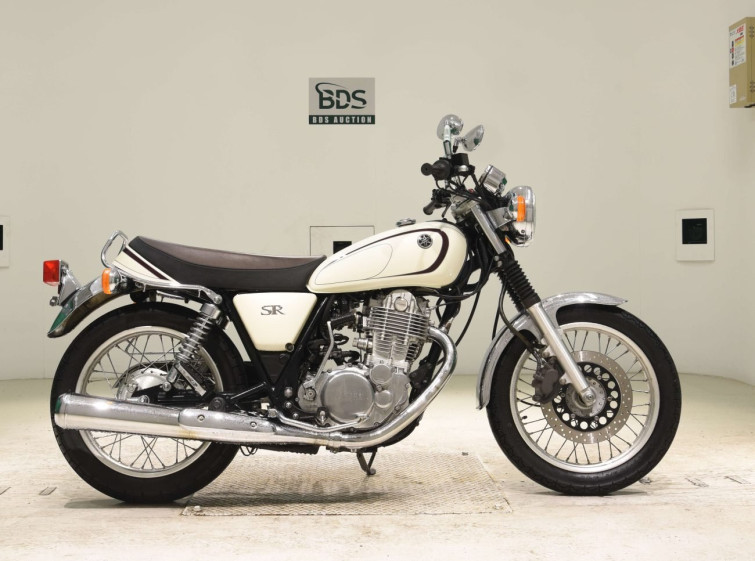 Мотоцикл Yamaha SR400 з пробігом 9850 km