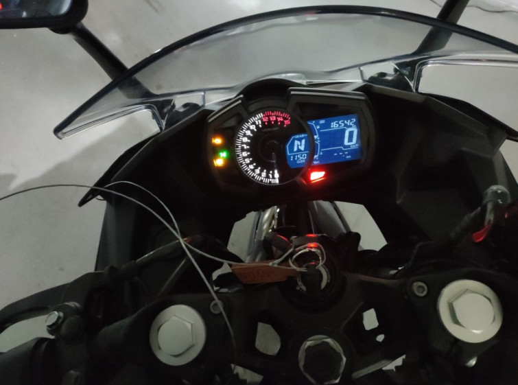 Мотоцикл Kawasaki NINJA400 с пробегом 16542 km с пробегом 16542 km