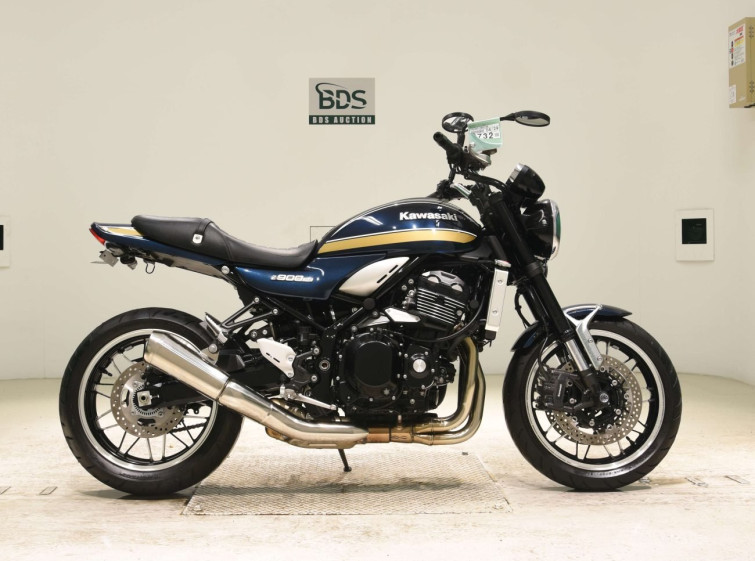 Мотоцикл Kawasaki Z900RS с пробегом 5439 km