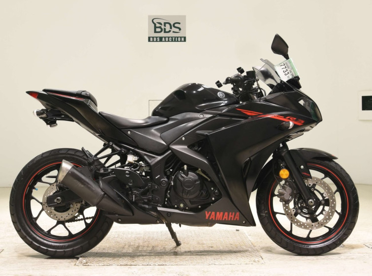 Мотоцикл Yamaha YZF-R3 з пробігом 49174 km