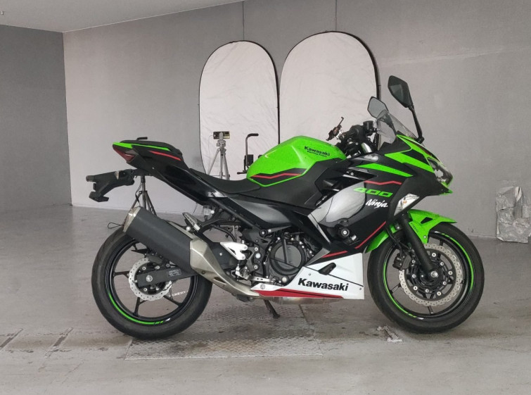 Мотоцикл Kawasaki NINJA400 с пробегом 21201 km с пробегом 21201 km