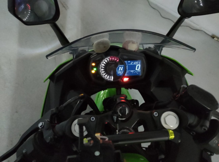 Мотоцикл Kawasaki NINJA400 с пробегом 21201 km с пробегом 21201 km