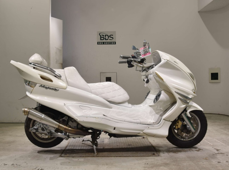 Мотоцикл Yamaha MAJESTY 250C