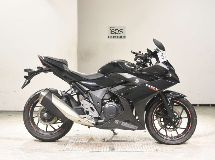Мотоцикл Suzuki GSX250R с пробегом 4651 km