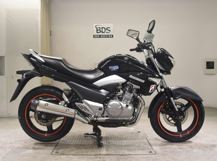 Мотоцикл Suzuki GSR250 з пробігом 34166 km