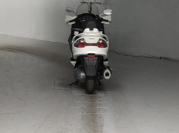 Мотоцикл Suzuki SKYWAVE 400S з пробігом 31258 km з пробігом 31258 km