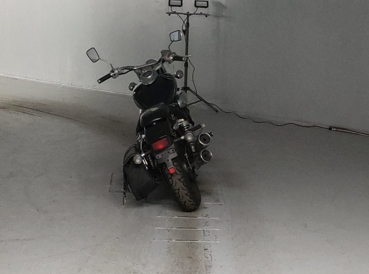 Мотоцикл Honda MAGNA250 с пробегом 50715 km с пробегом 50715 km