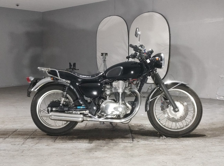 Мотоцикл Kawasaki W400 з пробігом 15455 km
