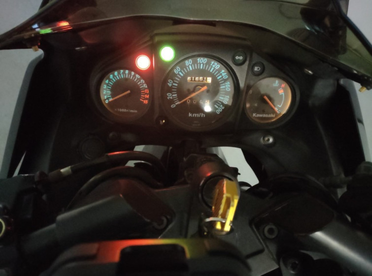 Мотоцикл Kawasaki NINJA250R с пробегом 61662 km с пробегом 61662 km