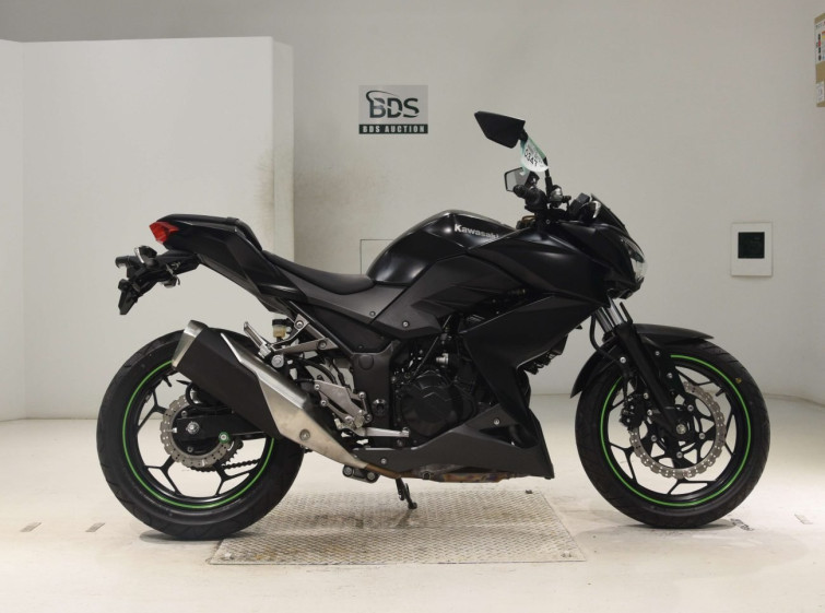 Мотоцикл Kawasaki Z250 с пробегом 3312 km