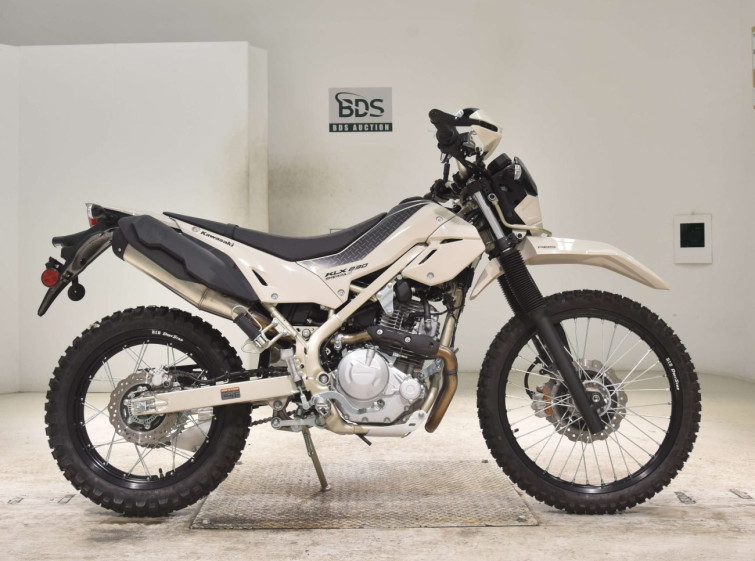 Мотоцикл Kawasaki KLX150L с пробегом 100 km