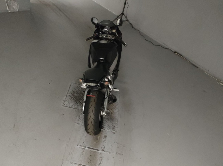 Мотоцикл Honda CBR1000RR с пробегом 10939 km с пробегом 10939 km