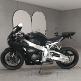 Мотоцикл Honda CBR1000RR с пробегом 10939 km с пробегом 10939 km
