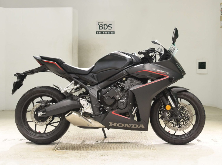 Мотоцикл Honda CBR650F з пробігом 4037 km