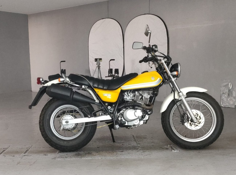 Мотоцикл Suzuki VAN VAN 200 з пробігом 23565 km з пробігом 23565 km