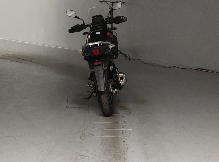 Мотоцикл Suzuki V-STROM DL250 з пробігом 9842 km з пробігом 9842 km