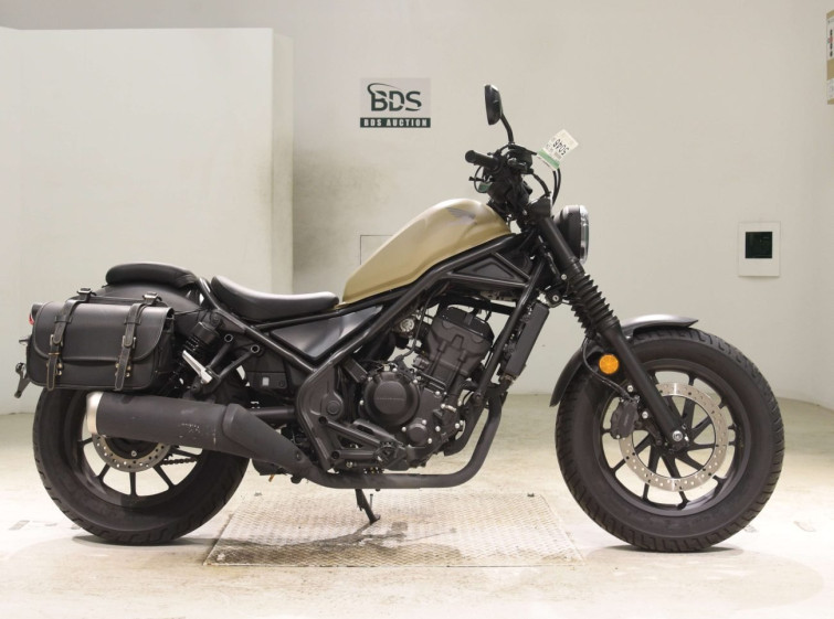 Мотоцикл Honda REBEL CMX250 з пробігом 2254 km