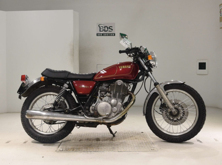 Мотоцикл Yamaha SR500 с пробегом 8360 km