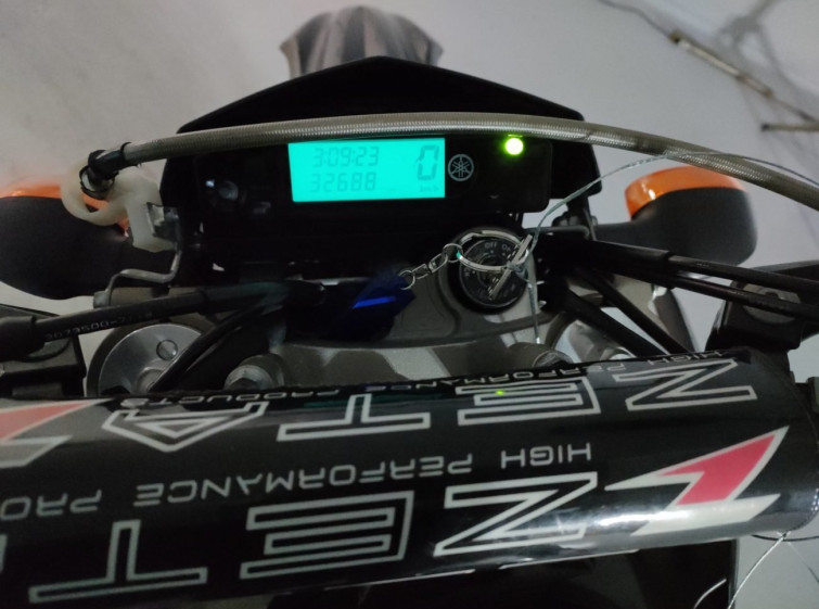 Мотоцикл Yamaha WR250R з пробігом 32688 km з пробігом 32688 km