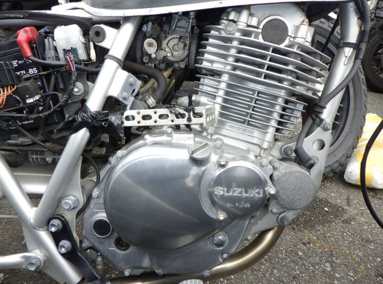 Мотоцикл Suzuki ST250E з пробігом 20558 km