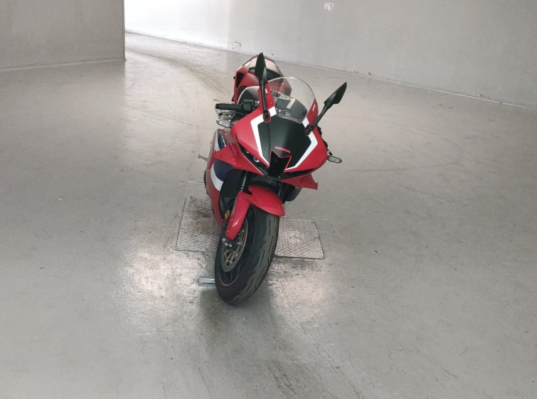 Мотоцикл Honda CBR600RR с пробегом 13104 km с пробегом 13104 km