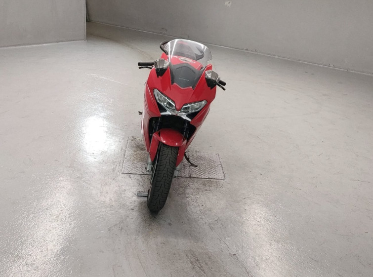Мотоцикл Honda VFR800F з пробігом 36346 km з пробігом 36346 km