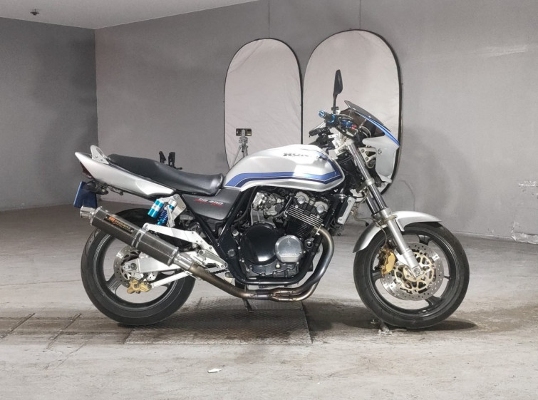 Мотоцикл Honda CB400SFV з пробігом 14809 km