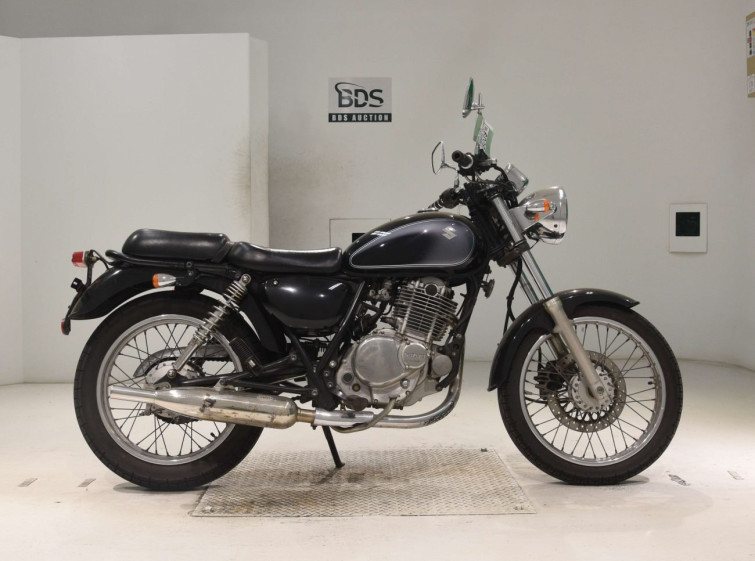 Мотоцикл Suzuki ST250E з пробігом 25079 km