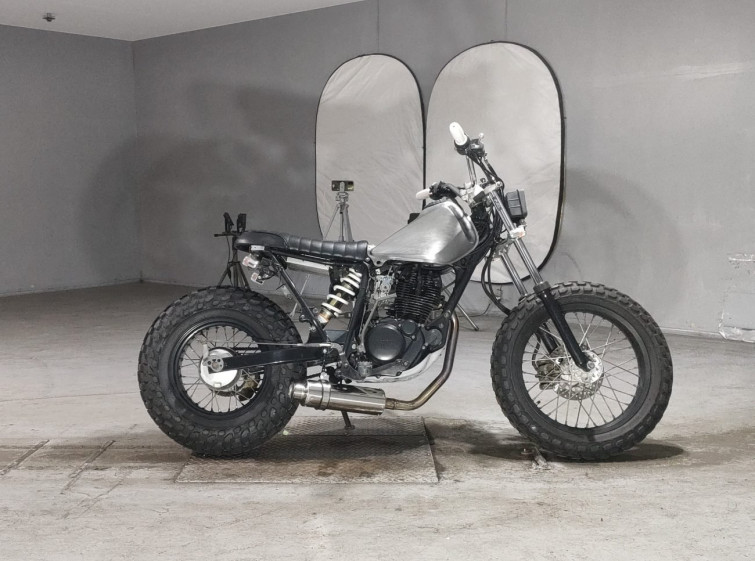 Мотоцикл Yamaha TW200 з пробігом 23407 km