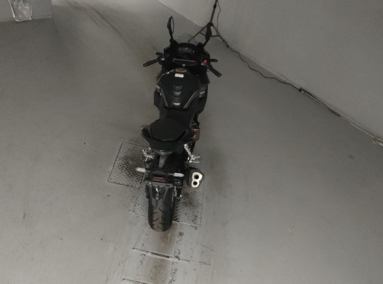 Мотоцикл Honda CBR400R с пробегом 8439 km с пробегом 8439 km