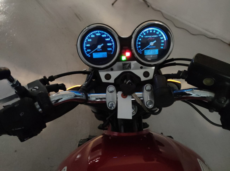 Мотоцикл Honda CB400SFV з пробігом 18906 km з пробігом 18906 km
