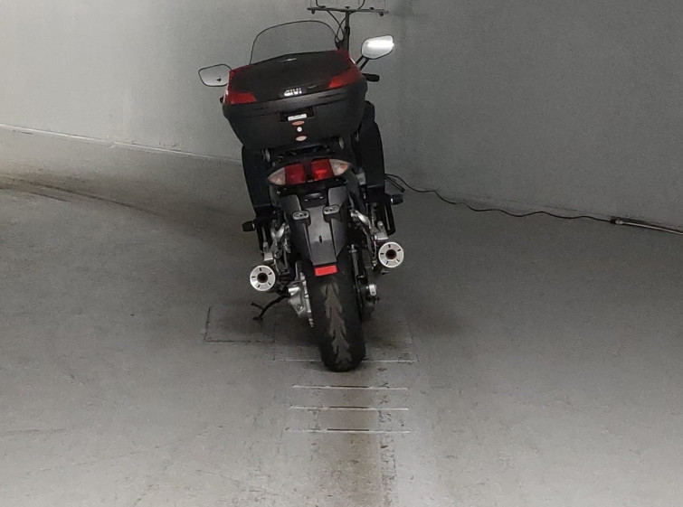 Мотоцикл Yamaha FJR1300A з пробігом 32140 km з пробігом 32140 km