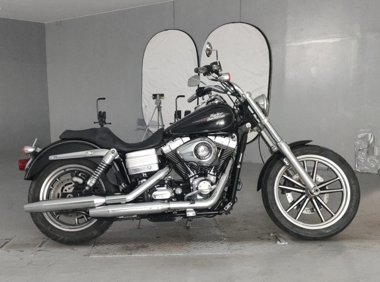 Мотоцикл HD LOW RIDER FXDL1580 з пробігом 6620 km з пробігом 6620 km
