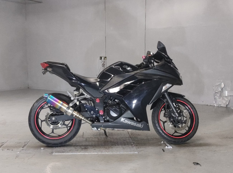 Мотоцикл Kawasaki NINJA250 с пробегом 17837 km с пробегом 17837 km