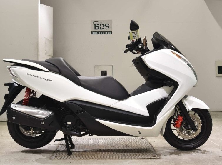 Мотоцикл Honda FORZA SI с пробегом 52946 km