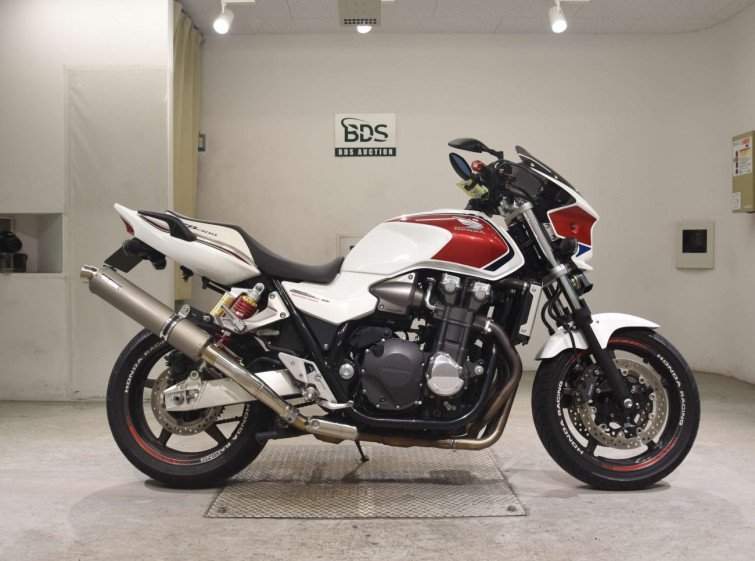 Мотоцикл Honda CB1300SF с пробегом 26375 km