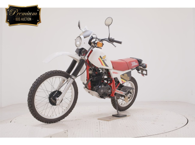 Мотоцикл Honda XL250R з пробігом 25725 km з пробігом 25725 km