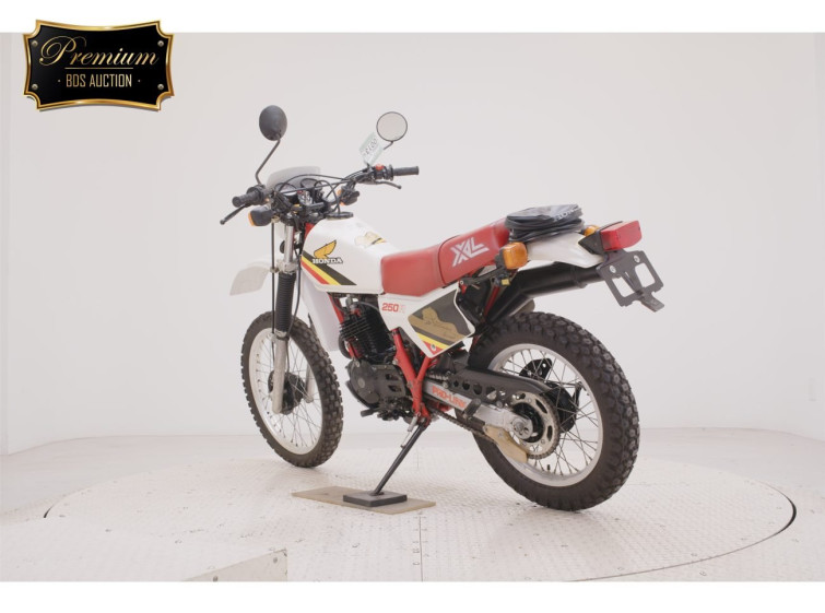 Мотоцикл Honda XL250R з пробігом 25725 km з пробігом 25725 km