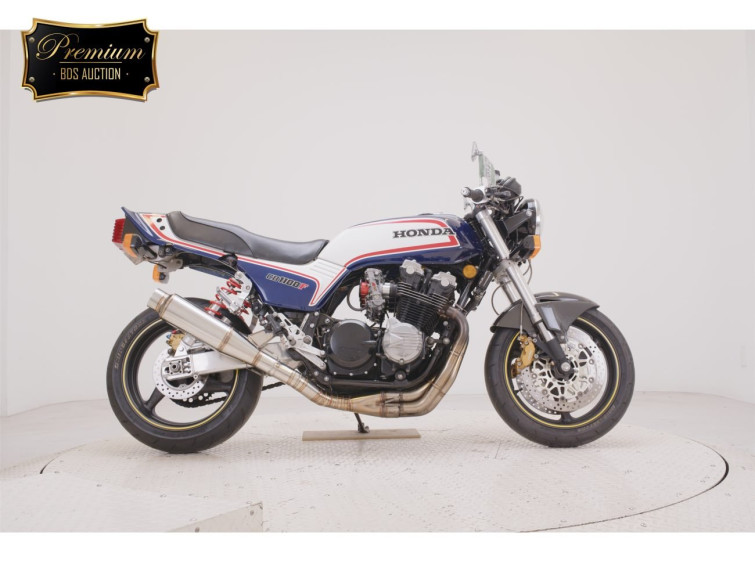 Мотоцикл Honda CB1100F з пробігом 5775 km з пробігом 5775 km