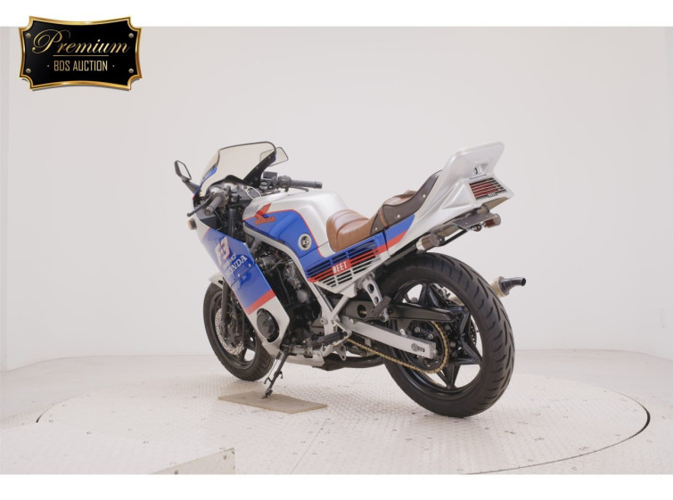 Мотоцикл Honda CBR250R з пробігом 7939 km з пробігом 7939 km