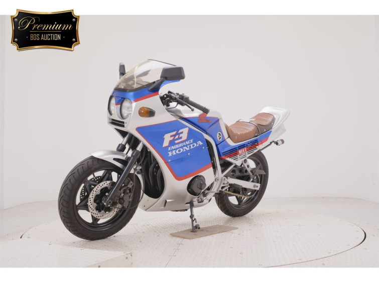 Мотоцикл Honda CBR250R з пробігом 7939 km з пробігом 7939 km