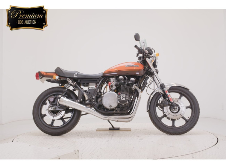 Мотоцикл Kawasaki Z1000 с пробегом 19543 m с пробегом 19543 m