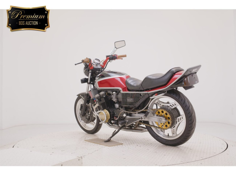 Мотоцикл Honda CBX550F с пробегом 6078 km с пробегом 6078 km