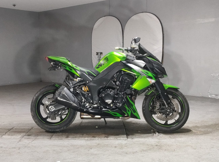 Мотоцикл Kawasaki Z1000 с пробегом 33350 km