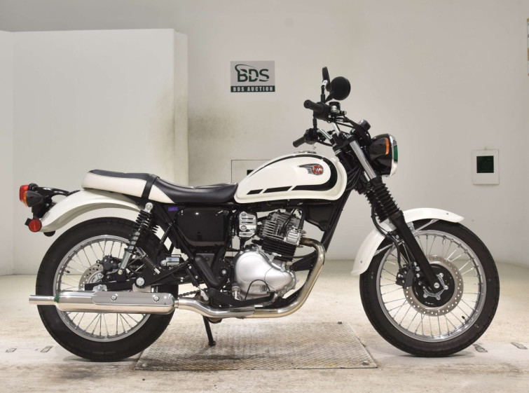 Мотоцикл Kawasaki W230 с пробегом 102 km