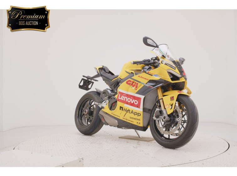 Мотоцикл Ducati PANIGALE V4 с пробегом 700 km с пробегом 700 km